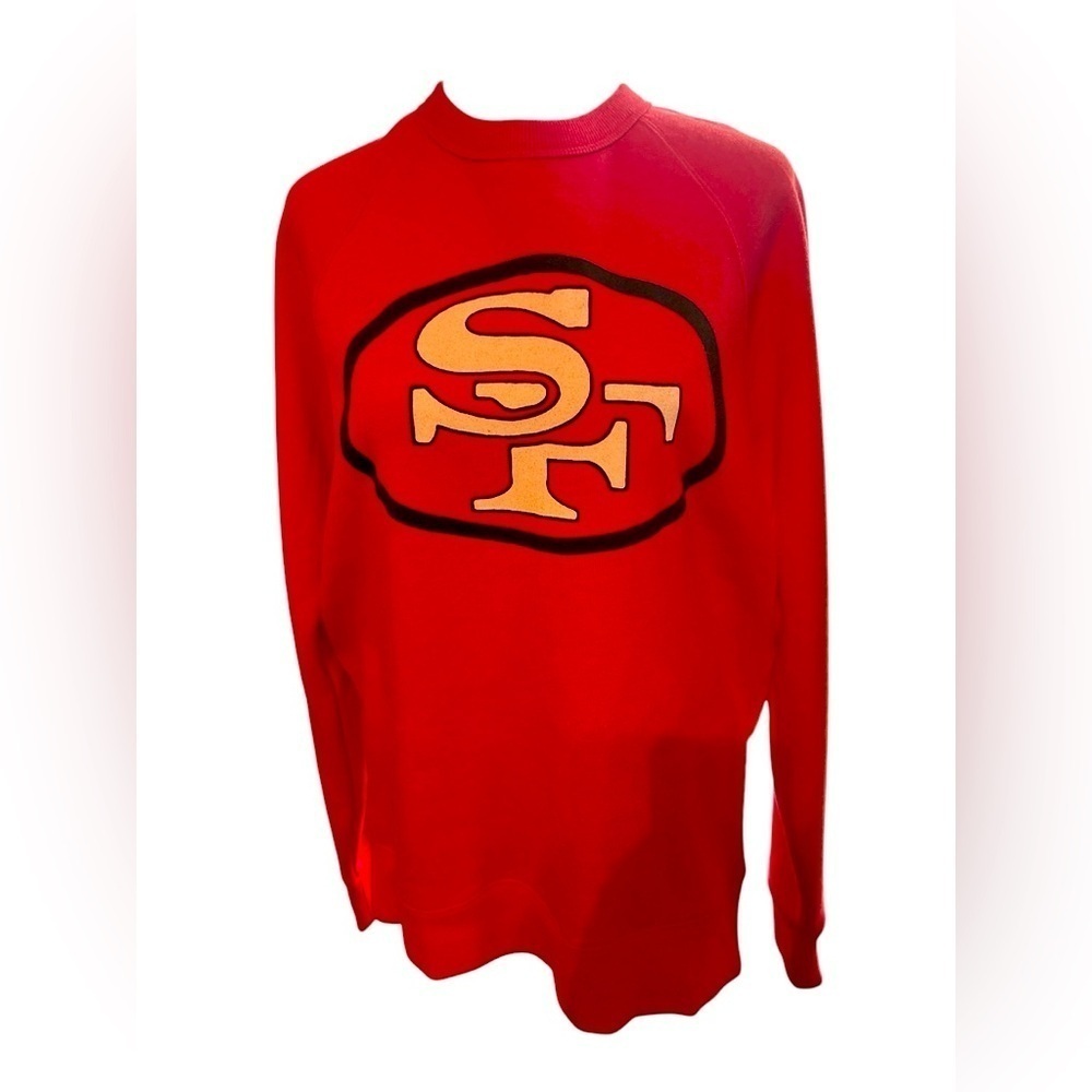 San Francisco 49ers crew neck sweatshirt in small.  Mens. NWOT